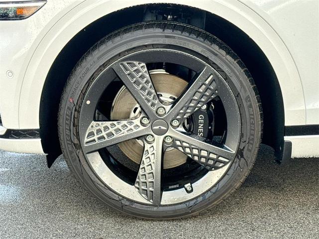 Photo of 2025 Uyuni White Genesis GV70