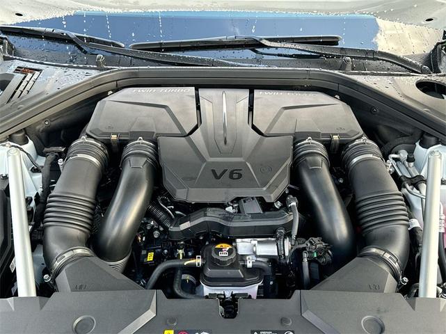 Photo of 2025 Uyuni White Genesis GV70