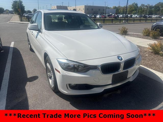 Photo of 2013 Alpine White BMW 328