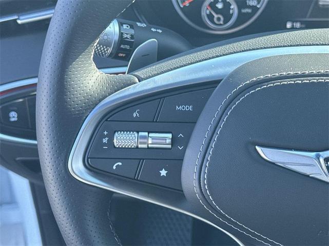 Photo of 2025 Alta White Genesis GV70