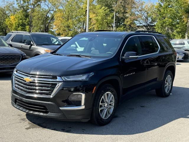 Photo of 2023 Mosaic Black Metallic Chevrolet Traverse