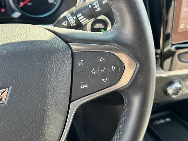 Photo of 2023 Mosaic Black Metallic Chevrolet Traverse