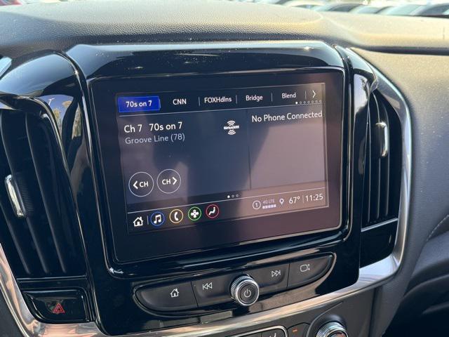 Photo of 2023 Mosaic Black Metallic Chevrolet Traverse