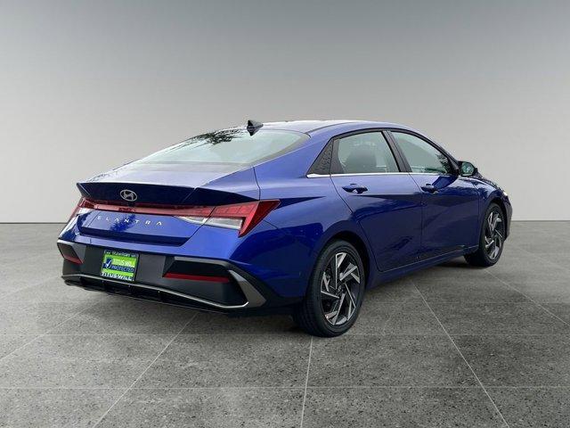 Photo of 2025 Intense Blue Hyundai ELANTRA