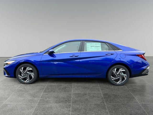 Photo of 2025 Intense Blue Hyundai ELANTRA