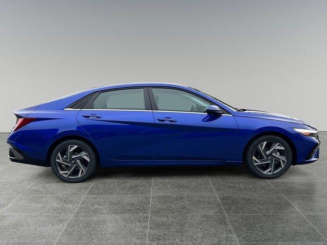 Photo of 2025 Intense Blue Hyundai ELANTRA