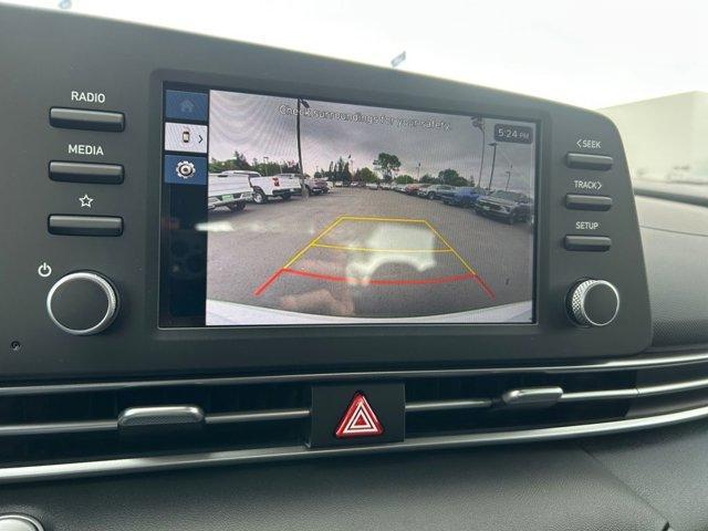 Photo of 2025 White Hyundai ELANTRA HEV