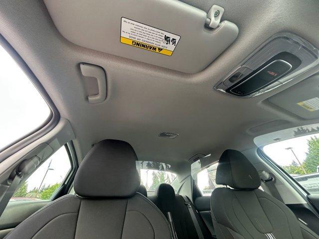Photo of 2025 White Hyundai ELANTRA HEV