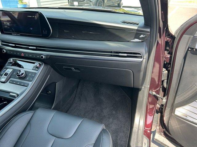 Photo of 2023 Burgundy Hyundai PALISADE