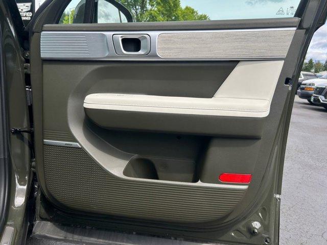 Photo of 2025 Green Hyundai SANTA FE HEV