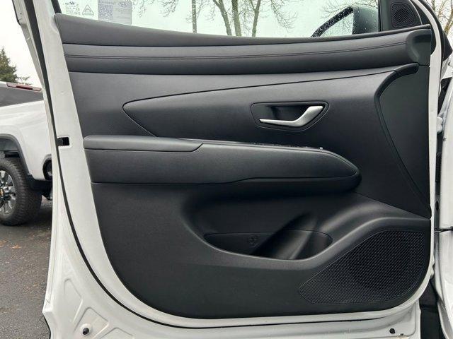 Photo of 2025 Serenity White Pearl Hyundai TUCSON