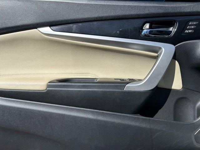 Photo of 2013 White Honda Accord