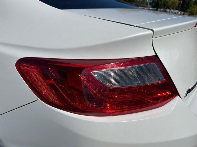 Photo of 2013 White Honda Accord
