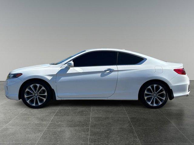 Photo of 2013 White Honda Accord