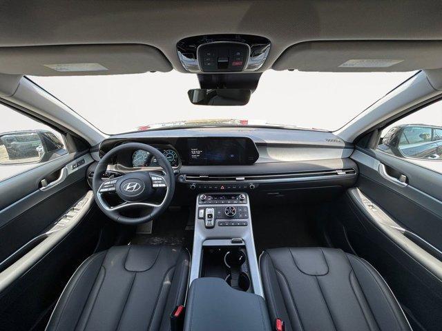 Photo of 2025 Abyss Black Pearl Hyundai PALISADE