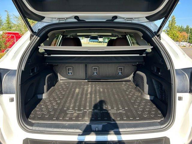 Photo of 2025 Crystal White Pearl Subaru Outback