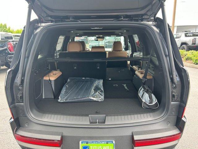 Photo of 2025 Phantom Black Hyundai SANTA FE HEV