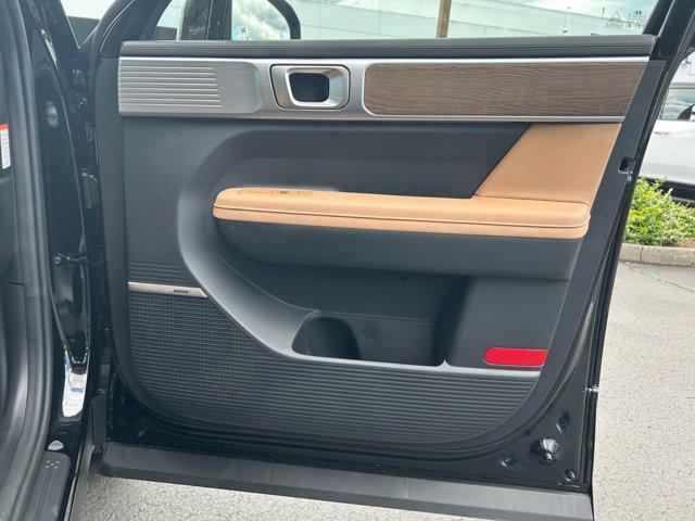 Photo of 2025 Phantom Black Hyundai SANTA FE HEV