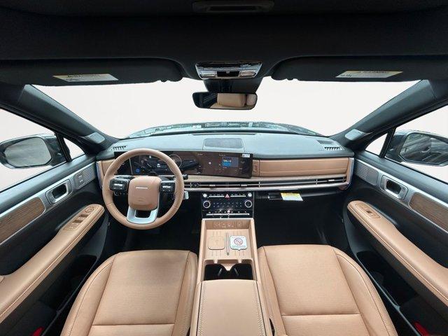 Photo of 2025 Phantom Black Hyundai SANTA FE HEV