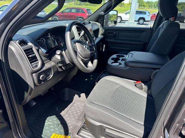 Photo of 2025 Granite Crystal Metallic RAM 3500
