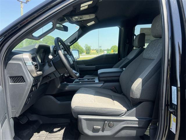Photo of 2025 Agate Black Metallic Ford F-150