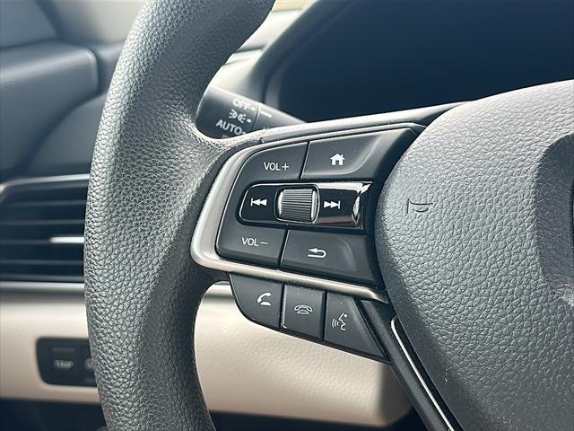 Photo of 2022 White Honda Accord