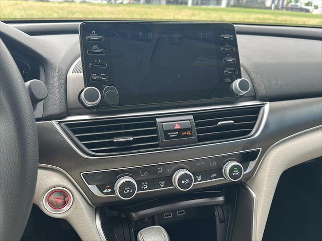 Photo of 2022 White Honda Accord