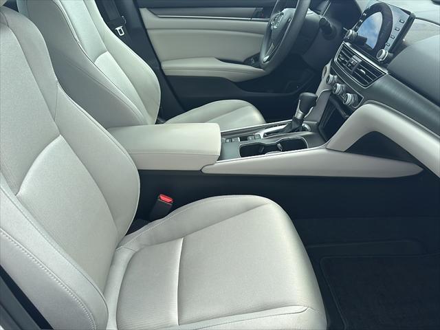 Photo of 2022 White Honda Accord