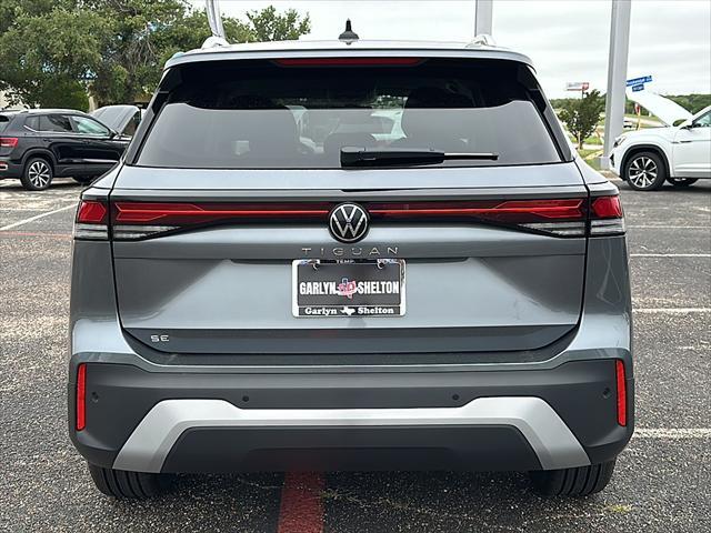 Photo of 2025 Gray Volkswagen Tiguan