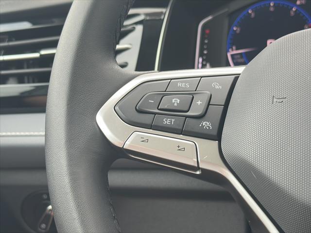 Photo of 2025 White Volkswagen Jetta
