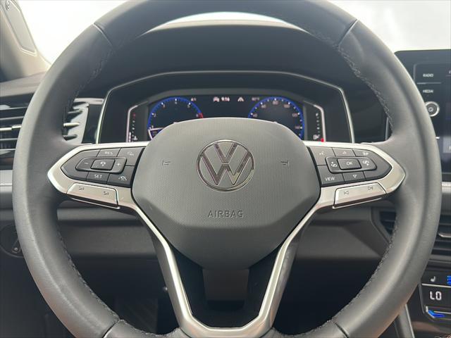 Photo of 2025 White Volkswagen Jetta