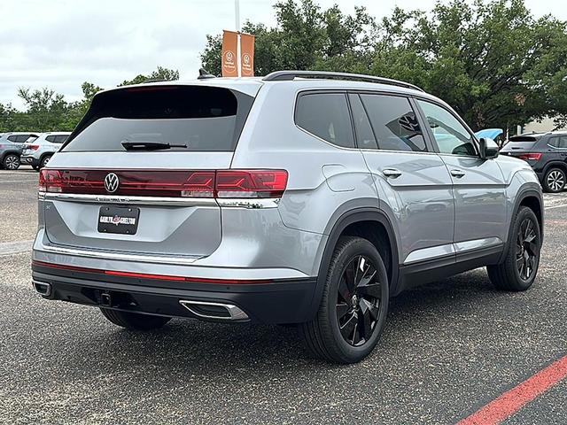 Photo of 2025 Silver Volkswagen Atlas