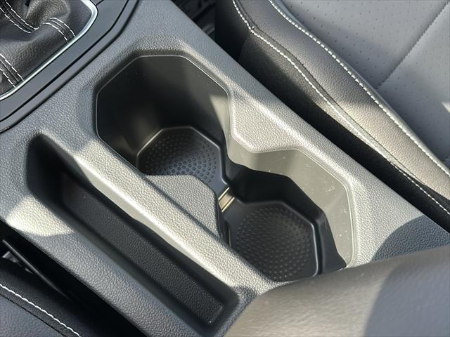 Photo of 2025 Silver Volkswagen Jetta