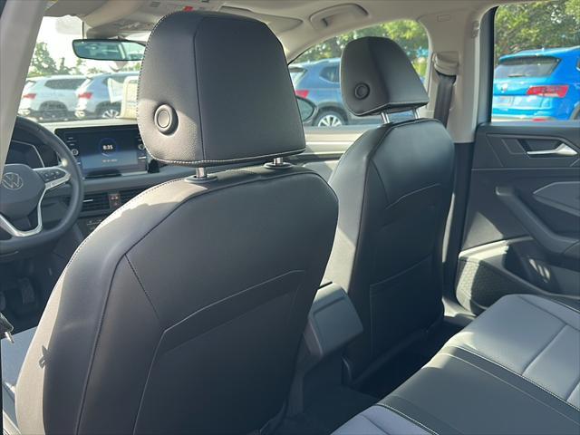 Photo of 2025 Silver Volkswagen Jetta