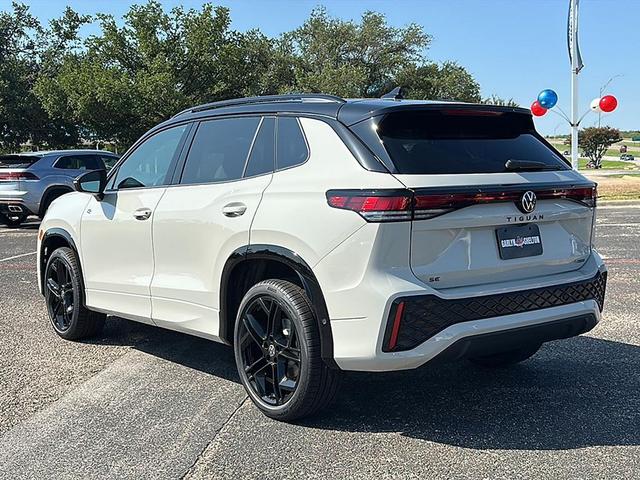 Photo of 2025 Silver Volkswagen Tiguan