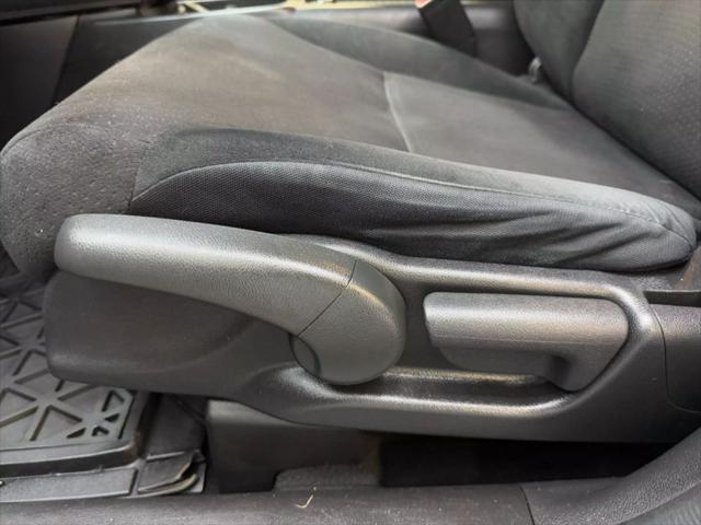 Photo of 2014 Gray Honda CR-V