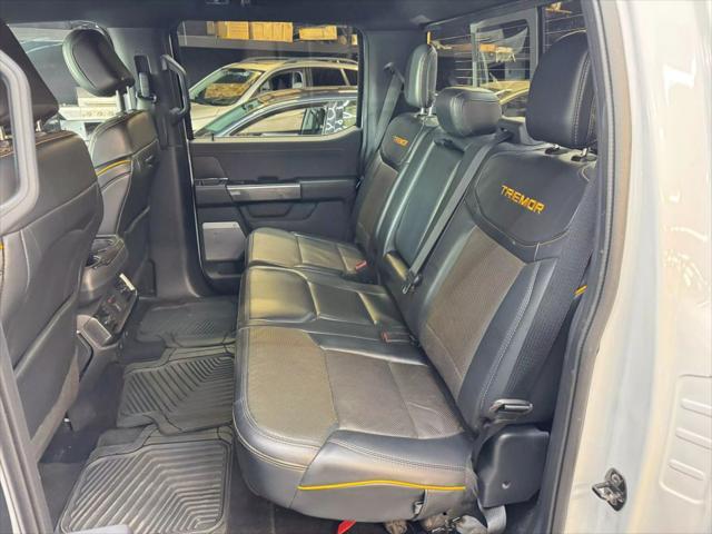 Photo of 2022 Oxford White Ford F-150