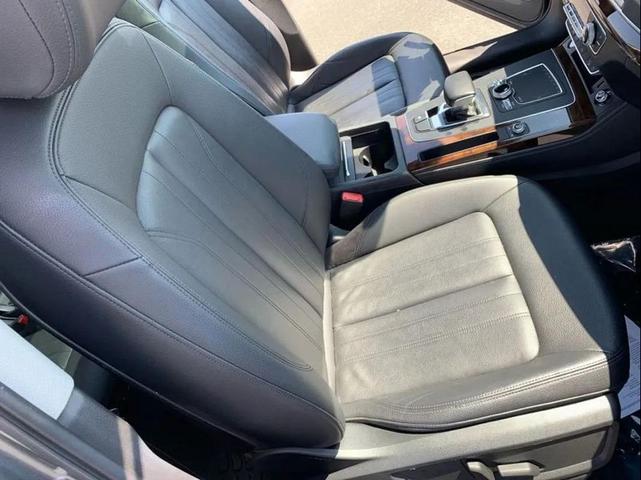Photo of 2020 Gray Audi Q5