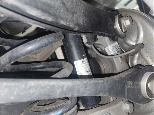 Photo of 2020 Gray Audi Q5