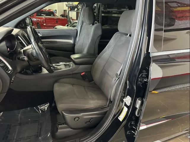 Photo of 2018 DB Black Clearcoat Dodge Durango