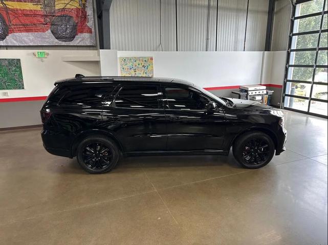 Photo of 2018 DB Black Clearcoat Dodge Durango