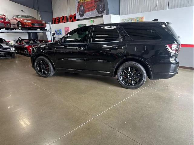 Photo of 2018 DB Black Clearcoat Dodge Durango