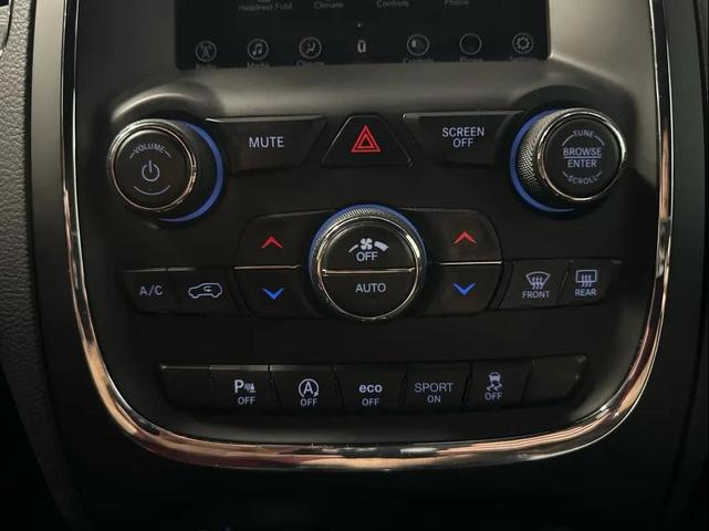 Photo of 2018 DB Black Clearcoat Dodge Durango