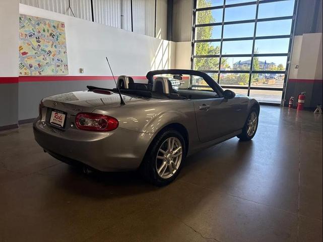 Photo of 2009 Silver Mazda MX-5 Miata