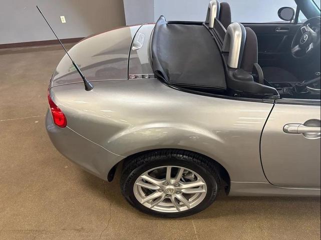 Photo of 2009 Silver Mazda MX-5 Miata
