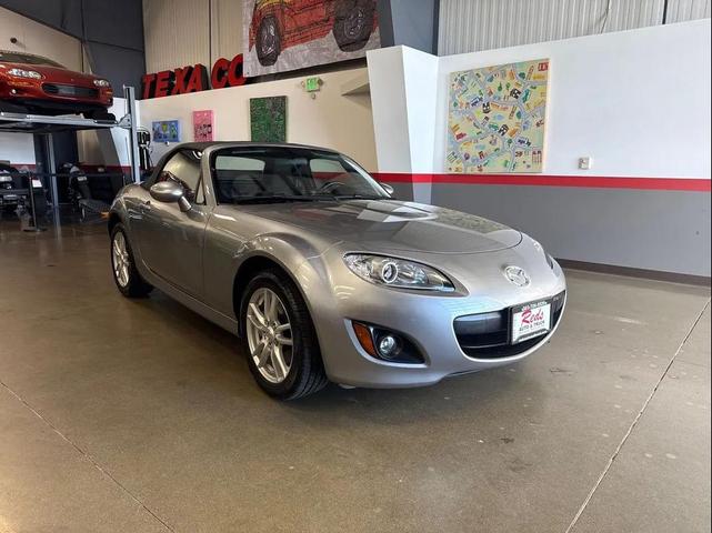 Photo of 2009 Silver Mazda MX-5 Miata