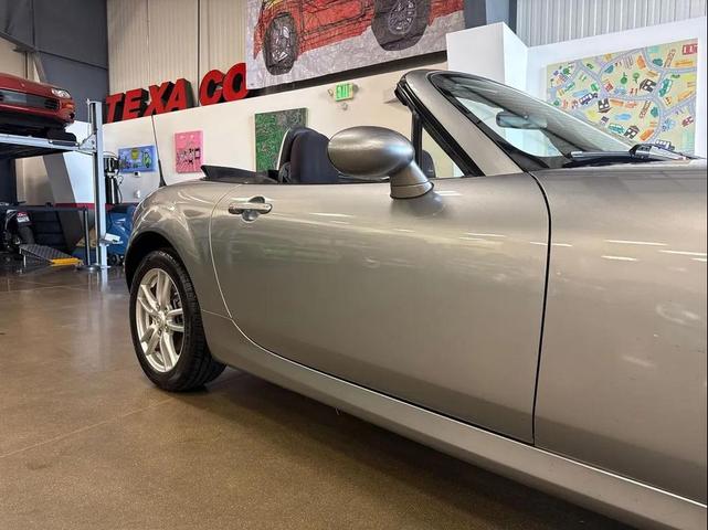 Photo of 2009 Silver Mazda MX-5 Miata