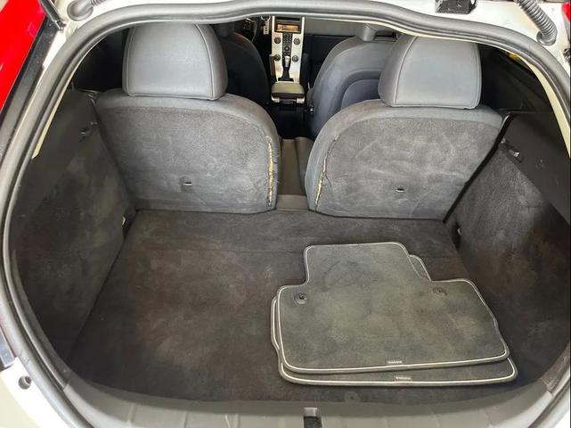 Photo of 2011 White Volvo C30