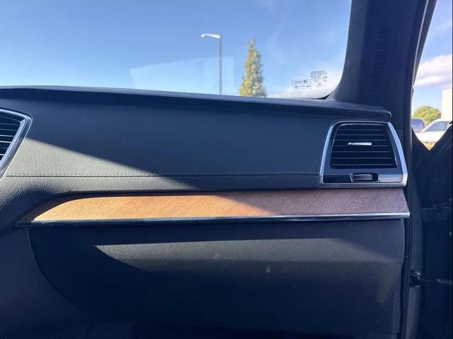 Photo of 2017 Osmium Grey Metallic Volvo XC90 Hybrid