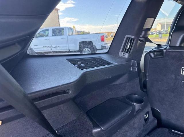 Photo of 2017 Osmium Grey Metallic Volvo XC90 Hybrid